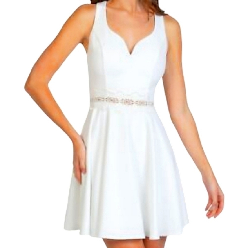 NWT B Darlin Junior Sweetheart Neck Fit & Flare/Skater Mini Dress, White -Sz 5/6